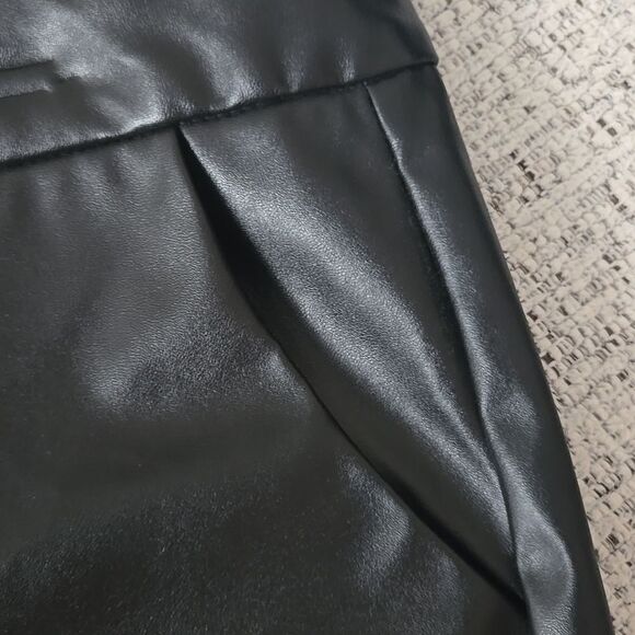 Just Be Black High Waist Faux Leather Shorts - Picture 3 of 8